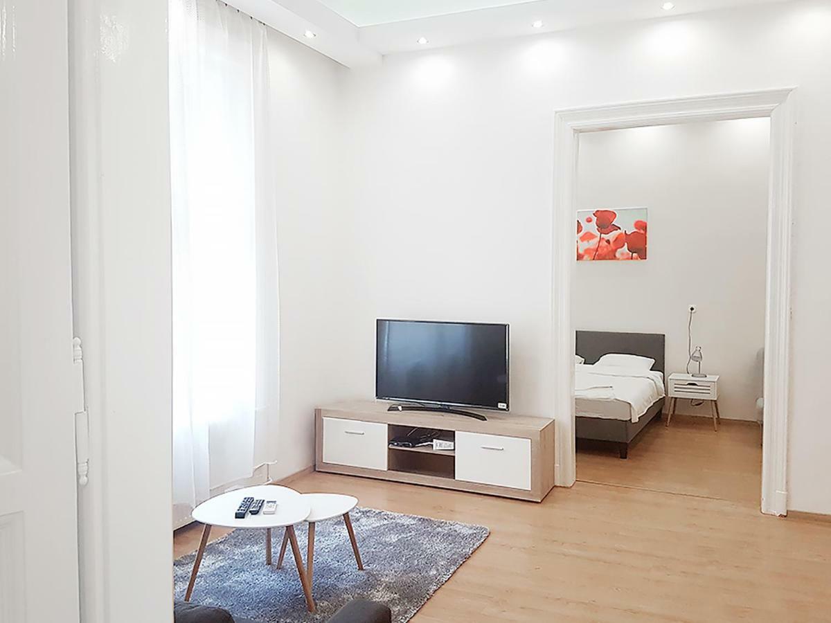 Akacfa 36 Budapest 91 Mt 3 Bedroom District 7 Exterior photo